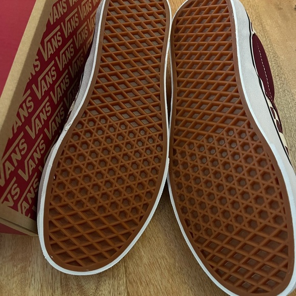 Vans Checkerboard Classic Slip-On - Picture 2 of 2